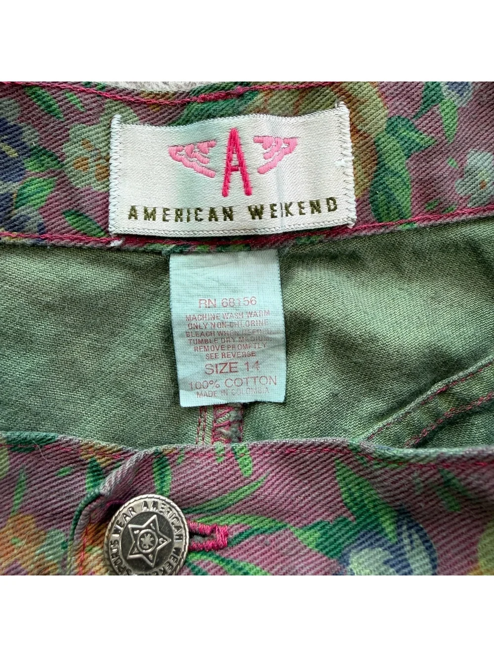 Vintage 80s American Weekend Floral Denim Shorts Womens 14 High Waist Long Jorts